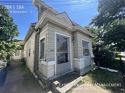 2nd image of 420 N Broadway #2