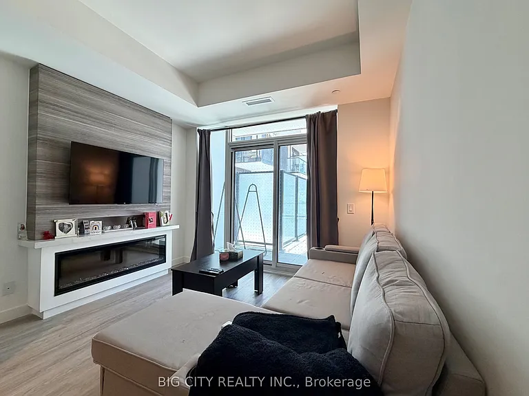 1050 Eastern Ave #341 — Photo 1