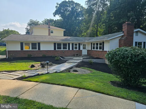 1105 Arundel Dr, Wilmington, DE 19808