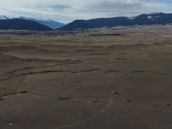 4th image of 1 Basin Trail Rd