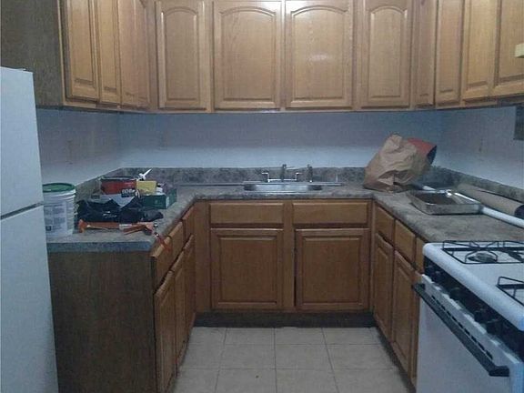 5th image of 107-35 157th St #2