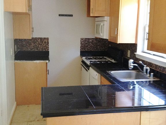 5th image of 19532 White Saddle Dr