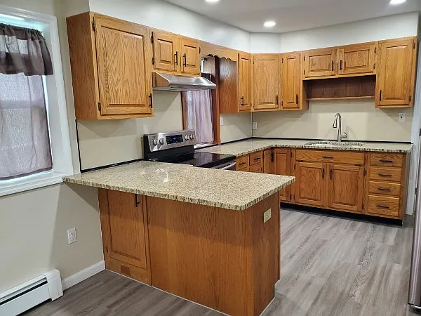 1 bed, 750 sqft, $1,500 — Photo 3