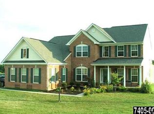 15874 Waycross Ln, Stewartstown, PA 17363