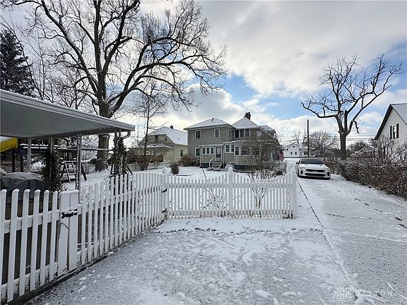 3rd image of 510 E Main St