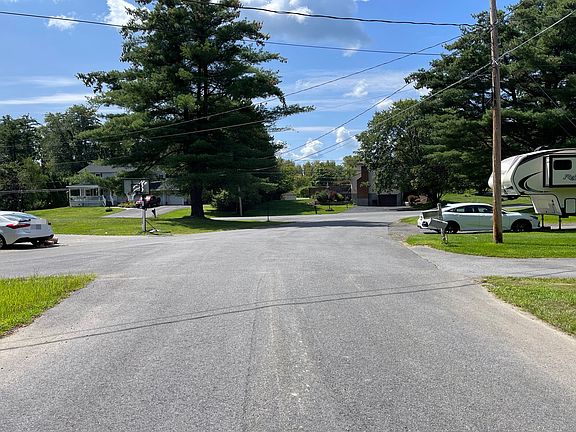 5th image of 1 Cambridge Ct