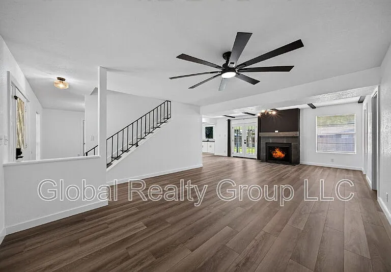 6803 Buckley — Photo 8
