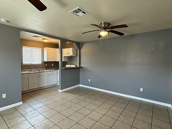 5th image of 136 Keeney Ct #A-1
