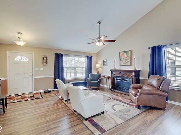 2nd image of 2379 Liatris Dr