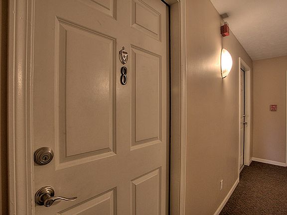 2nd image of 5016 California St APT 8