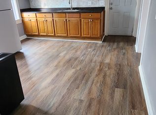 161 4th St FLOOR 3, Leominster, MA 01453