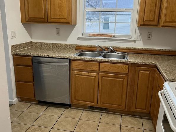3228 Kanawha Ter #16