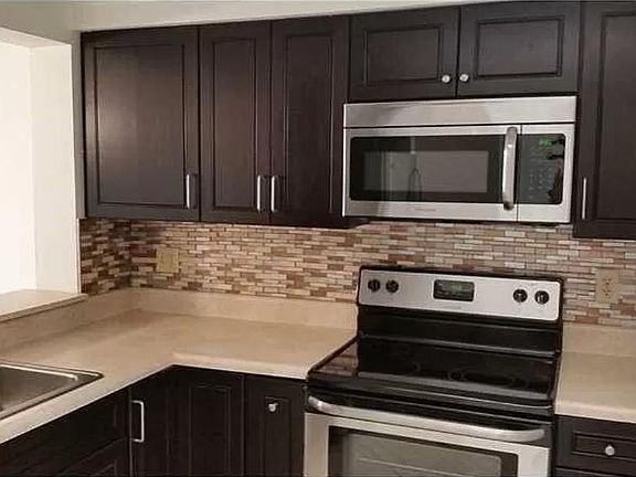 2nd image of 4725 NW 90th Ave