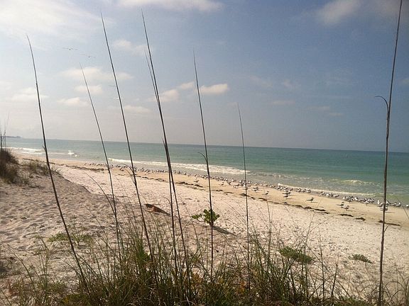 Holmes beach