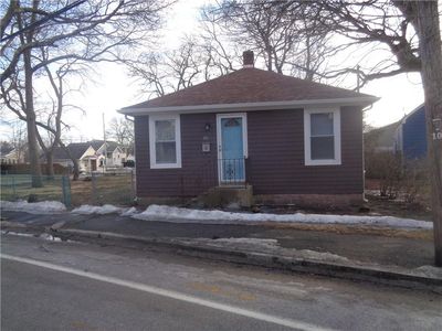 106 Church Ave, Warwick, RI, 02889