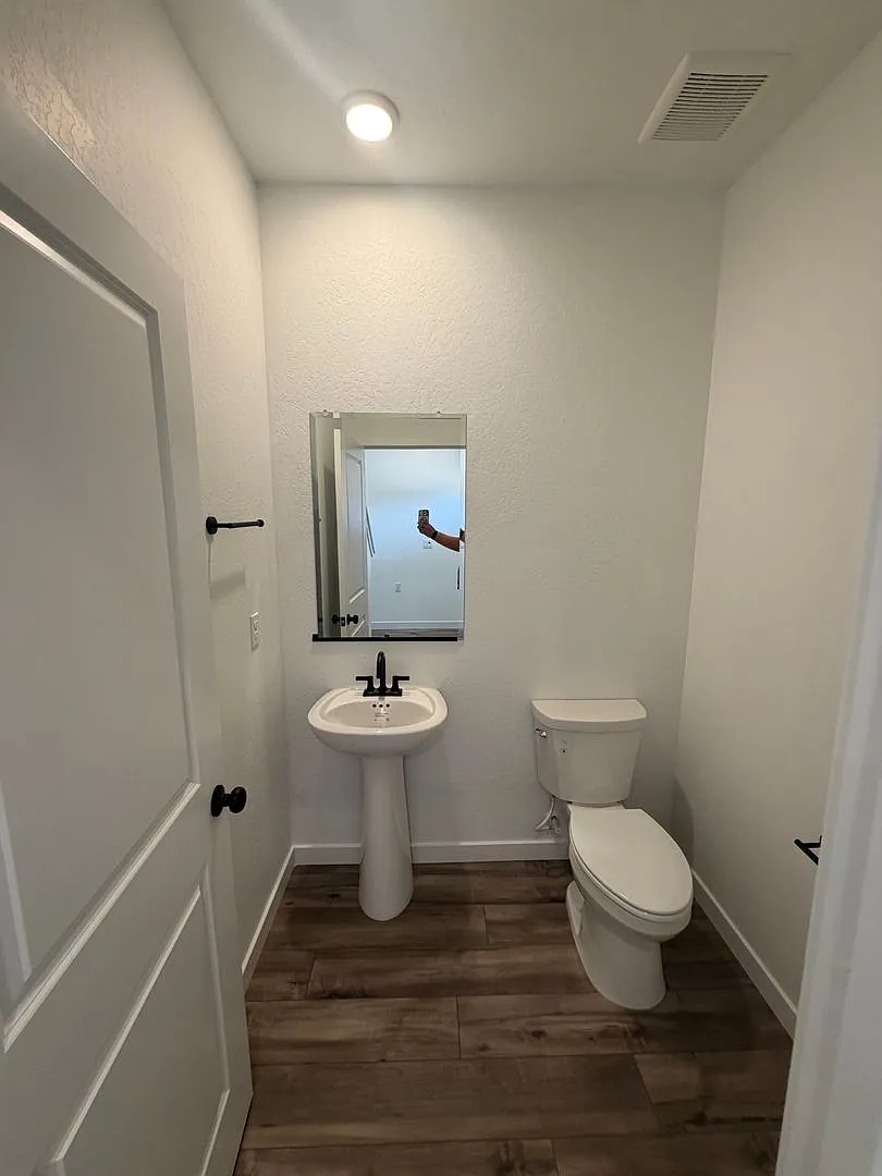 Brand-New 2026 Home for Rent in North Merced — Photo 2