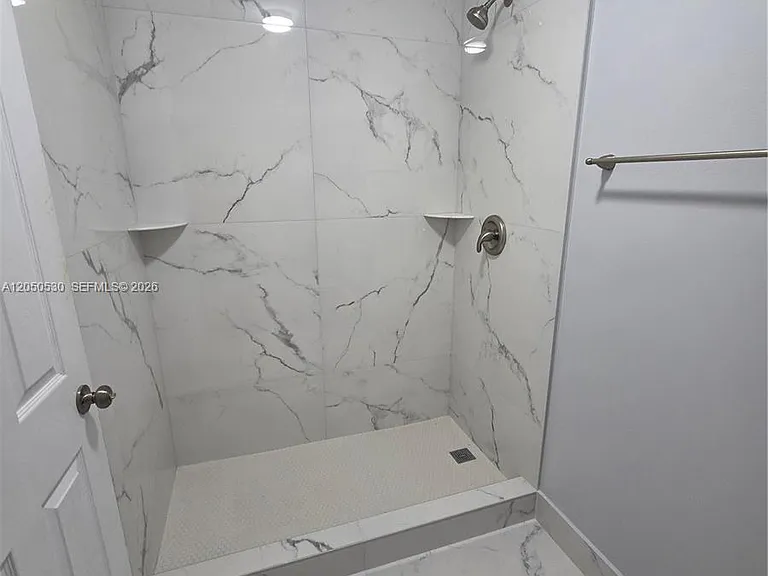 10028 NW 41st St #394 — Photo 6