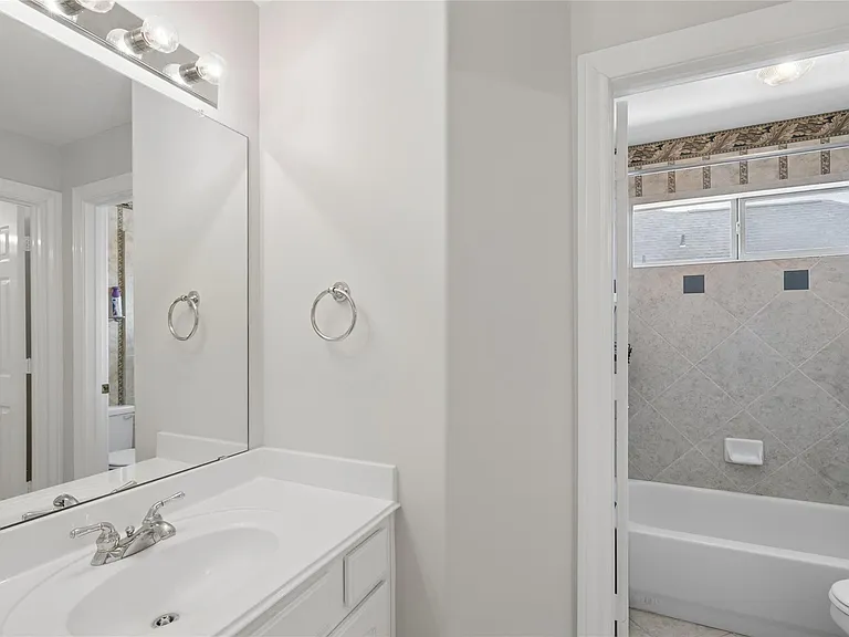 6414 Pinewood Trace Ln — Photo 19