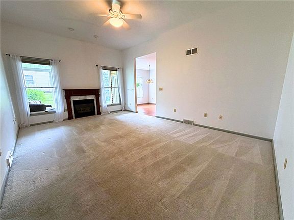 5th image of 28 Manor Dr