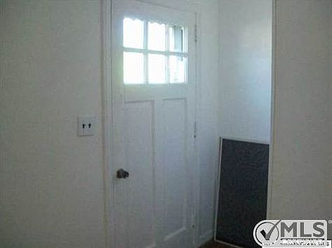 5th image of 13 Plymouth Ave
