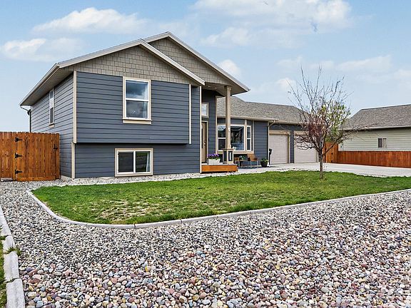 2nd image of 1135 Polaris Rd