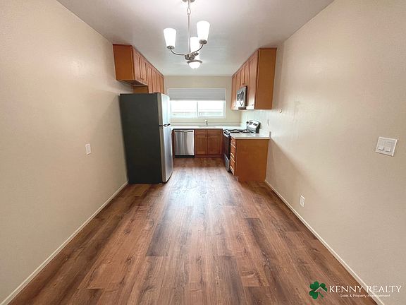 5th image of 573 Commercial Ave #Pk01-04