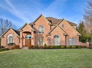 2128 Grandeur Dr, Gibsonia, PA