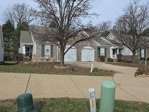 3rd image of 4917 Hurstborough Ct