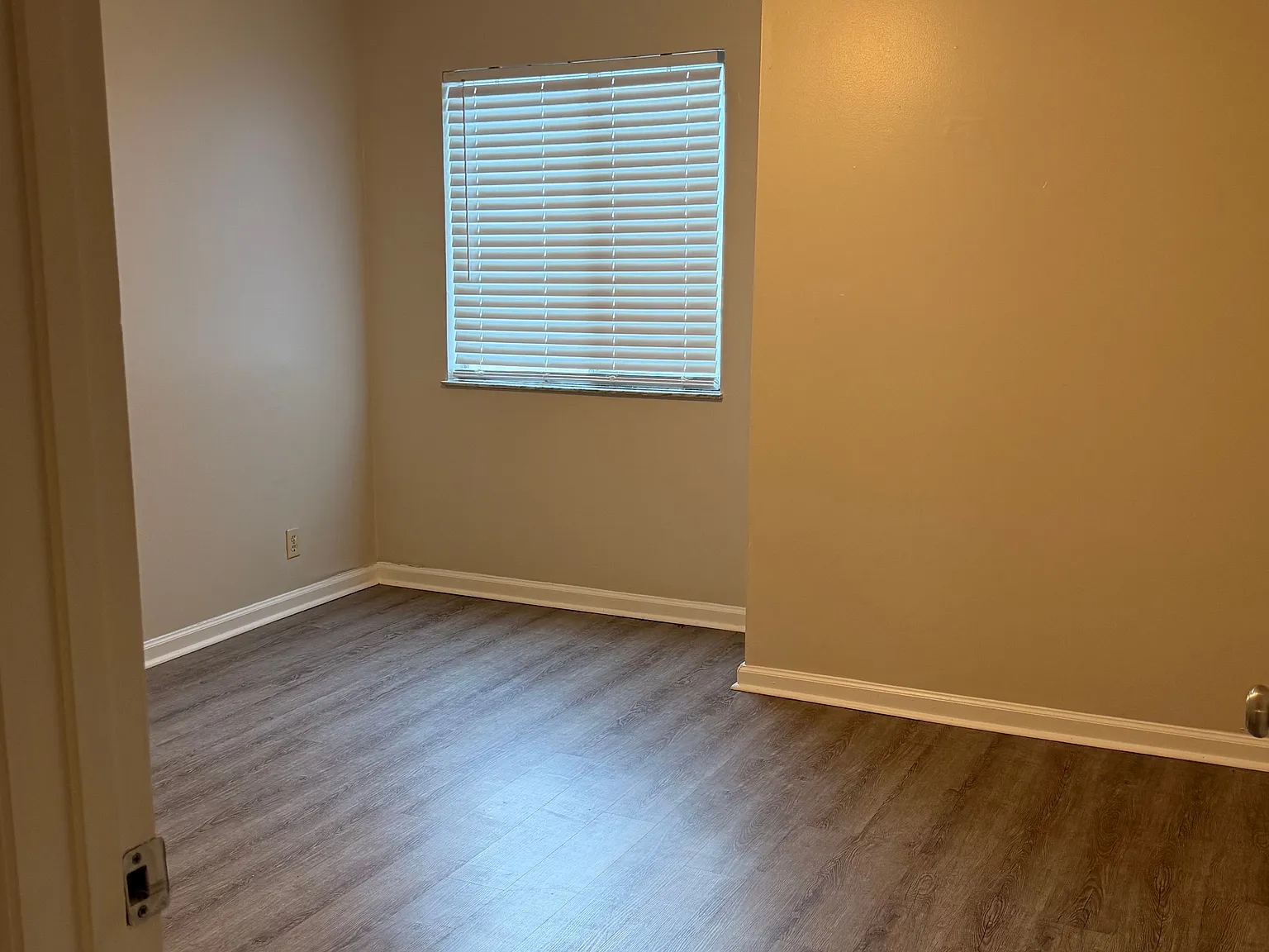 3 bed, 1341 sqft, $1,550 — Photo 4