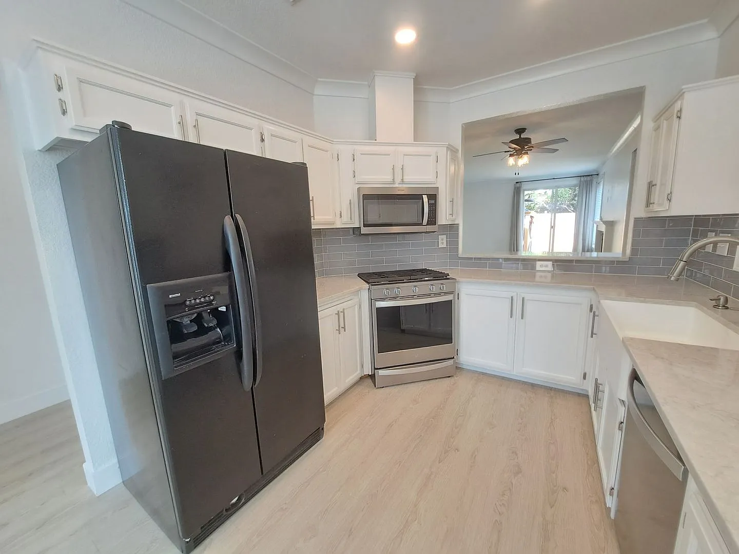 Stunning Home is Tastefully Done! — Photo 4