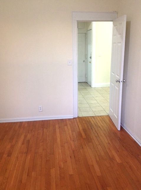 1st image of 2567 35th St #2