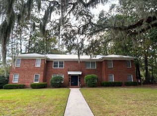1 E 63rd St #1, Savannah, GA 31405
