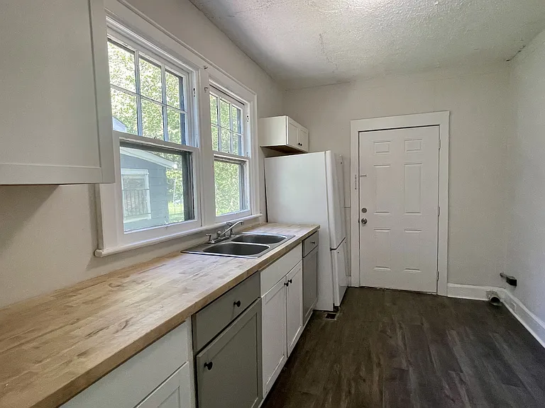 1205 Tunnel Blvd — Photo 6