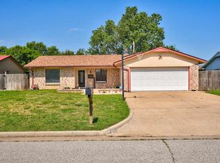 1706 NW 76th St, Lawton, OK 73505