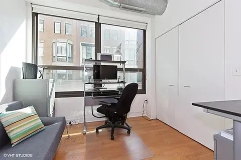650 W Wayman St #205 — Photo 7
