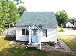 22043 586th Ave, Austin, MN 55912