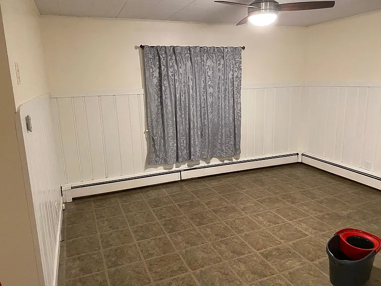 Dining area of kitchen.