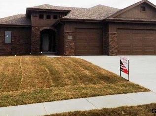 12375 S 81st St, Papillion, NE 68046