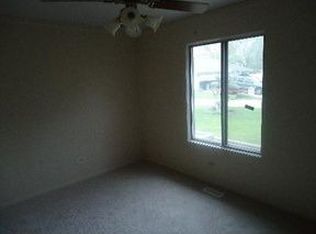901 Natoma Ct, Joliet, IL