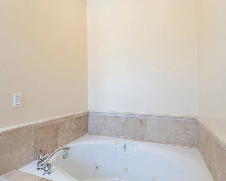 2213 Carnegie Ln #C — Photo 28