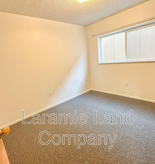 1115 Downey St #D — Photo 9