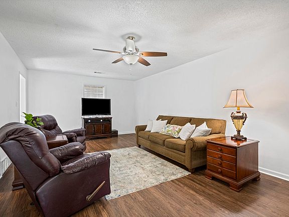 4th image of 3169 Shadow Green Ln