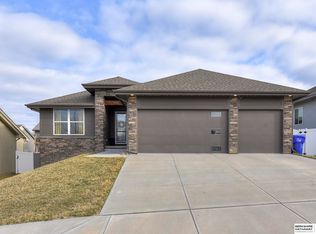 2022 Geri Cir, Cir, NE 68147