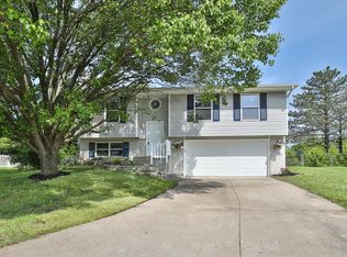 5 Fawnwood Ct, O'Fallon, MO 63366