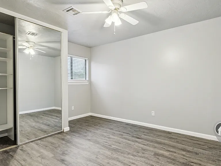 2721 Indian Creek Blvd — Photo 16