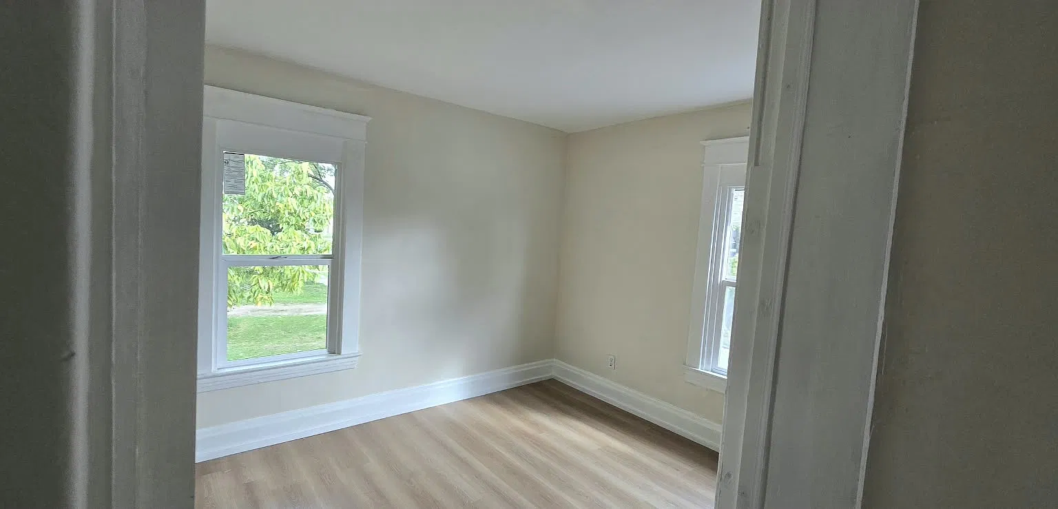 821 Blaine Ave - 1 — Photo 4