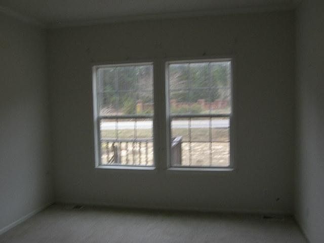 2nd image of 1399 E Ashby Rd