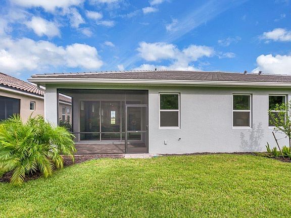 4th image of 11607 Alessandro Ln #682