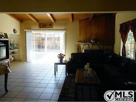 3rd image of 7437 Balboa Blvd