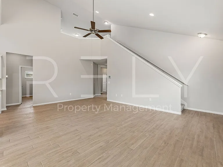 2412 Star Hill Rnch — Photo 7